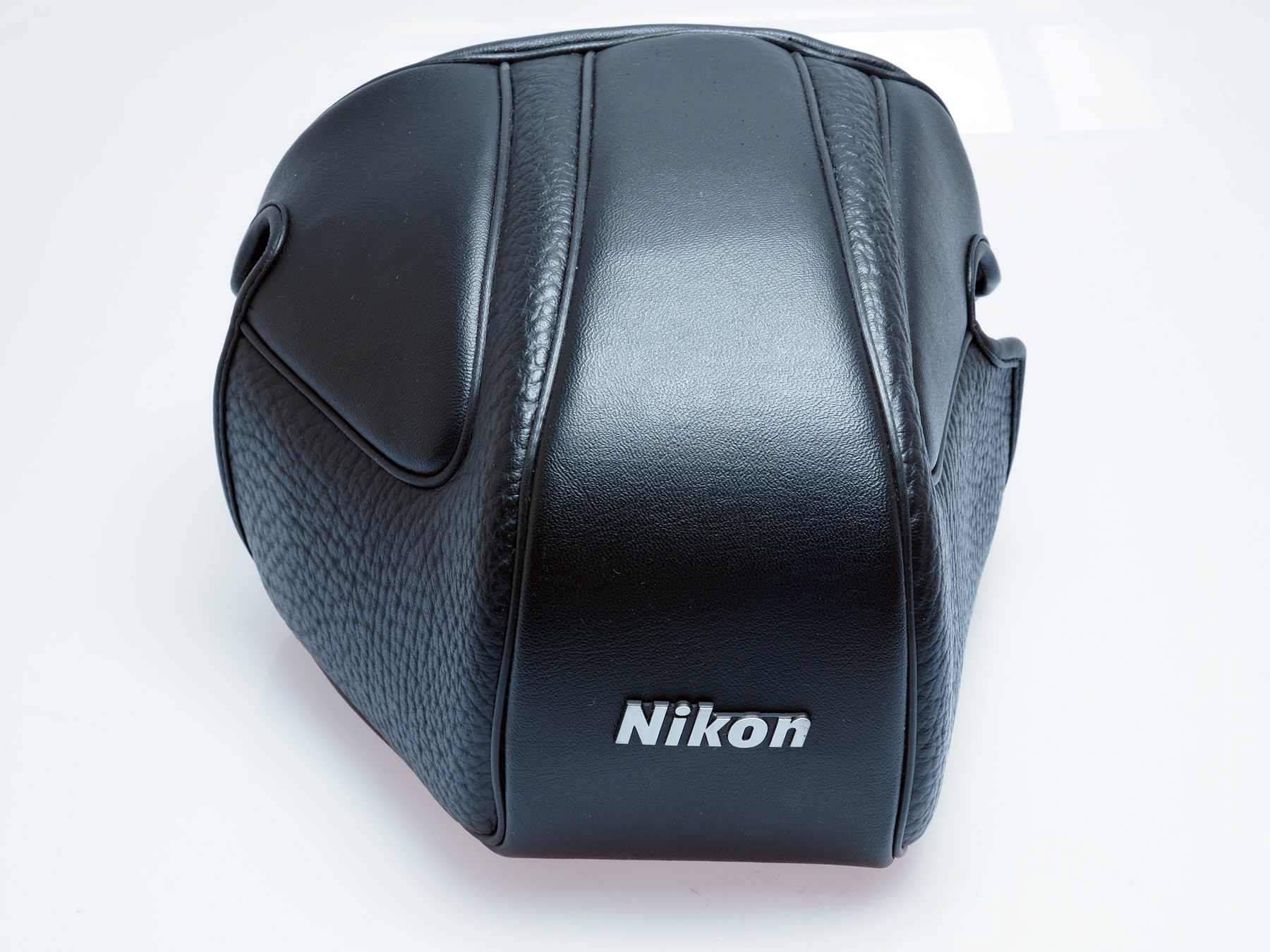 Used Nikon CF47 Case (F90X)