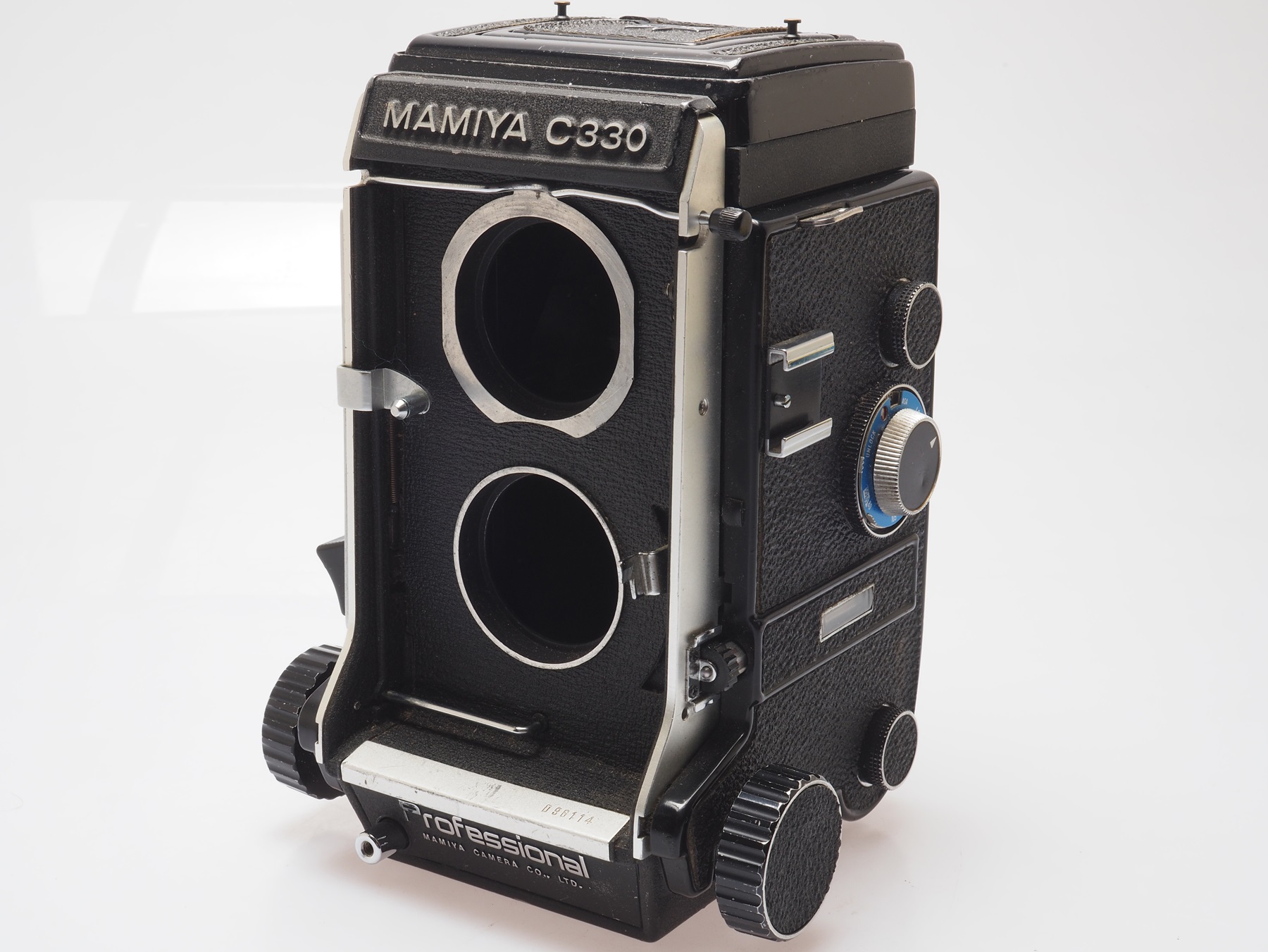 マミヤ C330 Professional ボディ 唯一の」レンズ交換式二眼レフシリーズの到達点サンライズカメラ