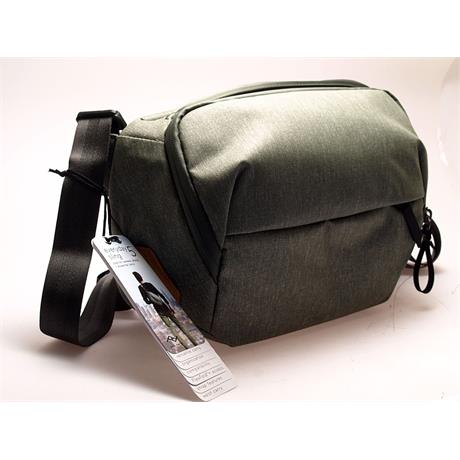 Messenger Style Camera Case with Tablet Compartment Brown Cullmann Bristol Maxima 322