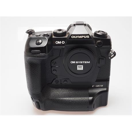 Olympus E-M1X Body Only - Black thumbnail