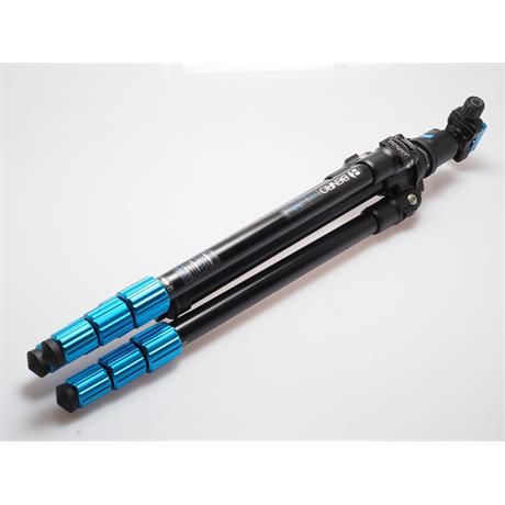 Benro Slim TSL08 Aluminium Tripod Kit thumbnail