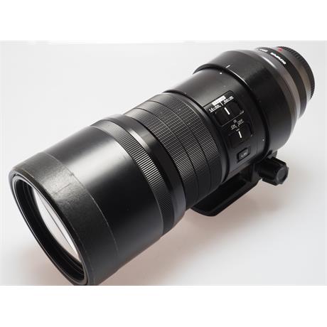 Olympus 300mm F4 IS M.Zuiko ED Pro thumbnail
