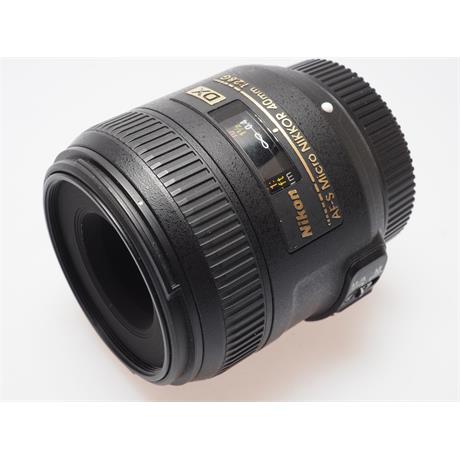 Nikon 40mm F2.8 G AFS DX Micro thumbnail