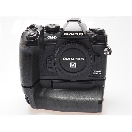 Olympus OM-D E-M1 III Body + HLD-9 thumbnail