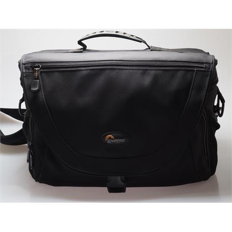 Lowepro Nova 5 - Black thumbnail
