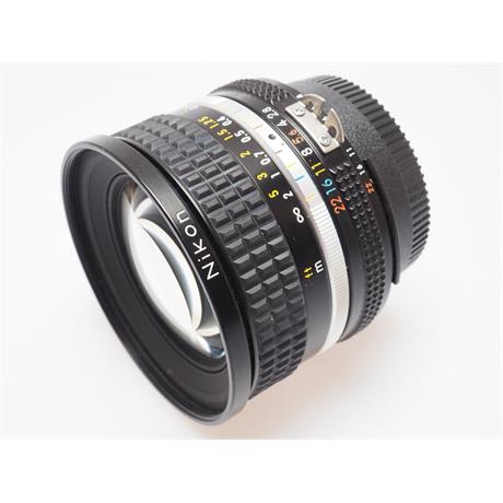 Nikon 20mm F2.8 AIS thumbnail