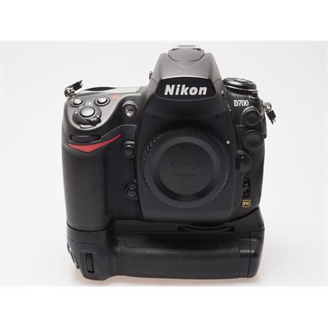 Nikon D700 + MB-D10  thumbnail