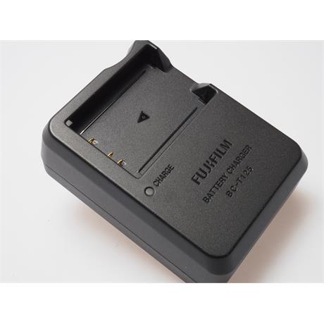 Fujifilm BC-T125 Charger thumbnail