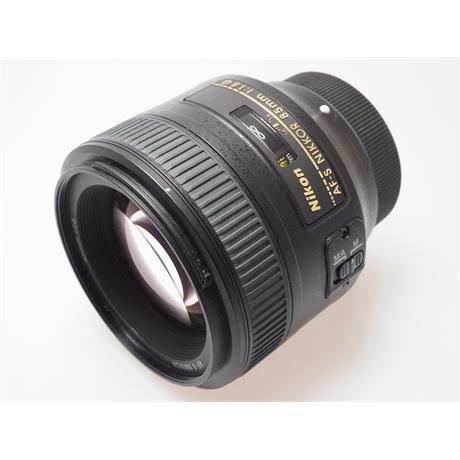 Nikon 85mm F1.8 AF-S G thumbnail