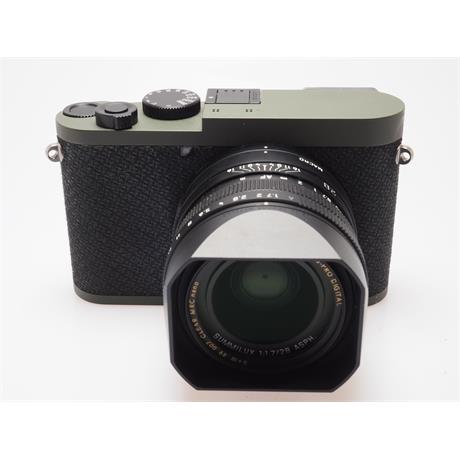 Leica Q2 Reporter thumbnail