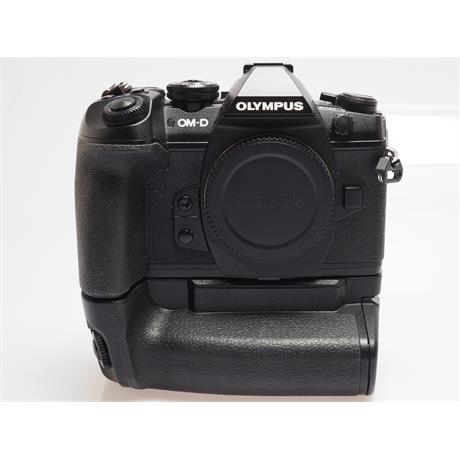 Olympus E-M1 II Body + HLD-9 Grip thumbnail