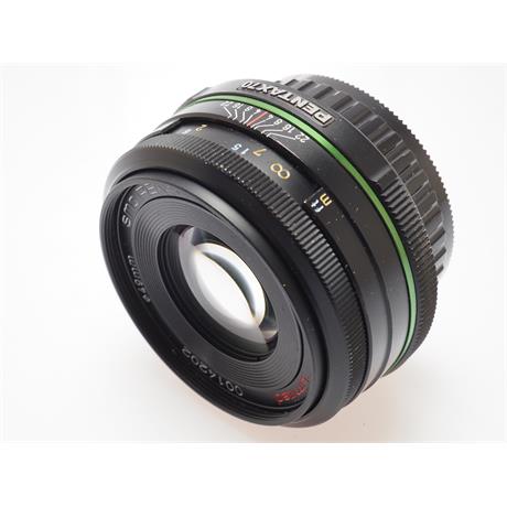Pentax 70mm F2.4 DA Limited Edition thumbnail