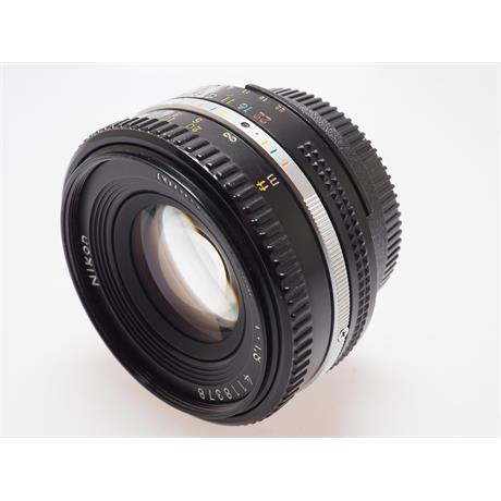 Nikon 50mm F1.8 AIS thumbnail