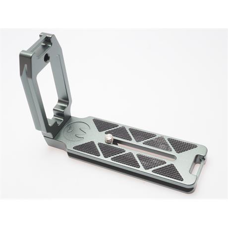 3 Legged Thing Universal L Bracket thumbnail