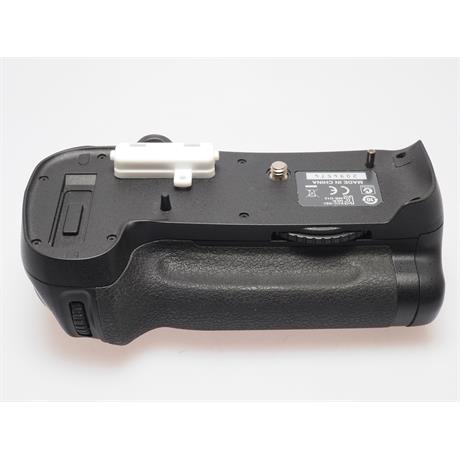 Nikon MB-D12 Battery Pack (D800/E) thumbnail