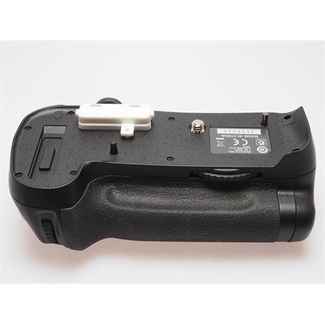 Nikon MB-D12 Battery Pack (D800/E) thumbnail