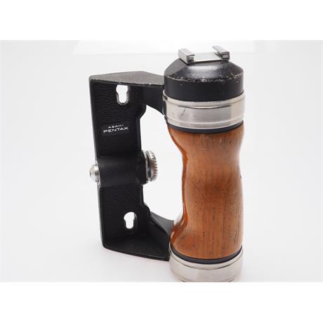 Pentax Wooden Grip 6x7/67 thumbnail