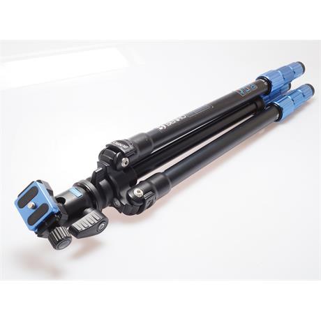 Benro Slim TSL08 Aluminium Tripod Kit thumbnail