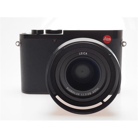 Leica Q3 - Black 19080 thumbnail