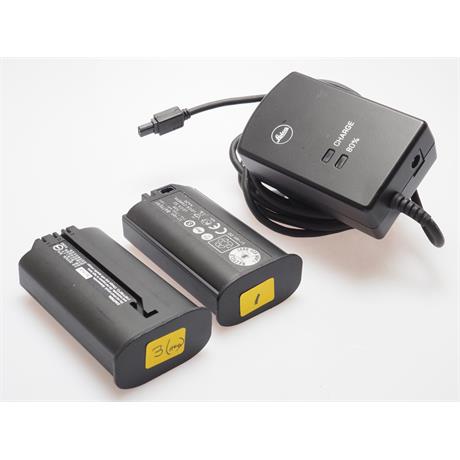 Leica Quick Charger S + 2x 14429 batteries thumbnail