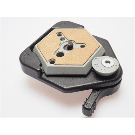 Manfrotto MN628 Q/R Adapter thumbnail