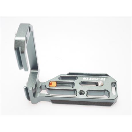 3 Legged Thing Universal L Bracket thumbnail