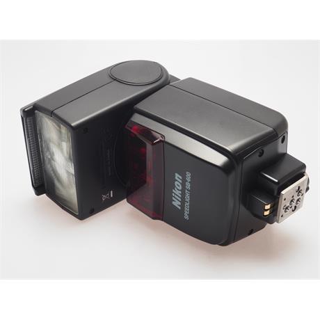 Nikon SB600 Speedlight thumbnail