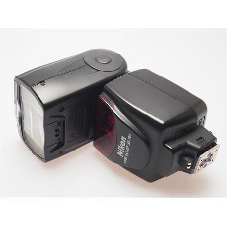 Nikon SB700 Speedlight thumbnail