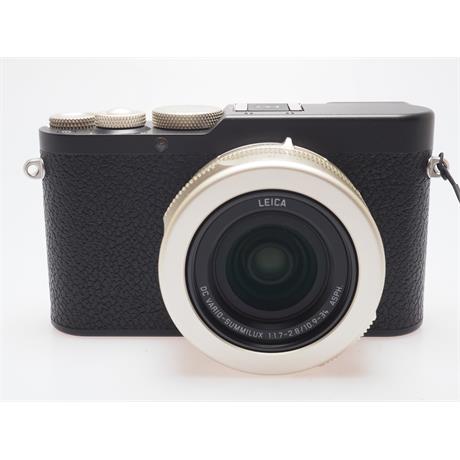 D-Lux 8 - Black "100 Years of Leica" thumbnail