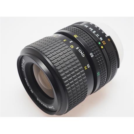 Nikon 35-70mm F3.5-4.8 AIS thumbnail