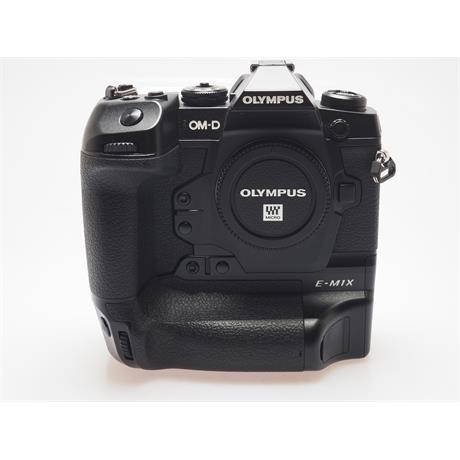 Olympus E-M1X Body Only - Black thumbnail