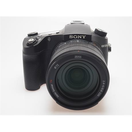 Sony DSC RX10 IV thumbnail