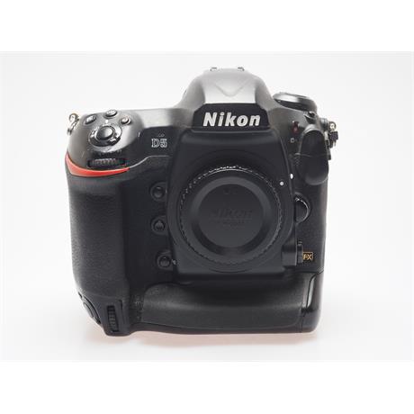 Nikon D5 Body Only thumbnail