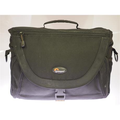 Lowepro Nova 5AW - Black thumbnail