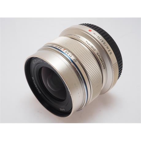 Olympus 12mm F2 ED M.Zuiko - Silver thumbnail