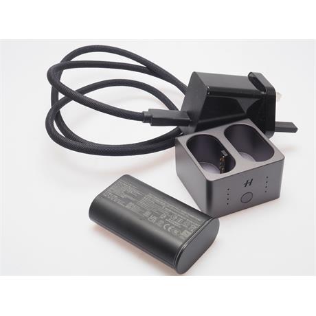 Hasselblad Battery Charging Hub S + VHB1 Battery thumbnail
