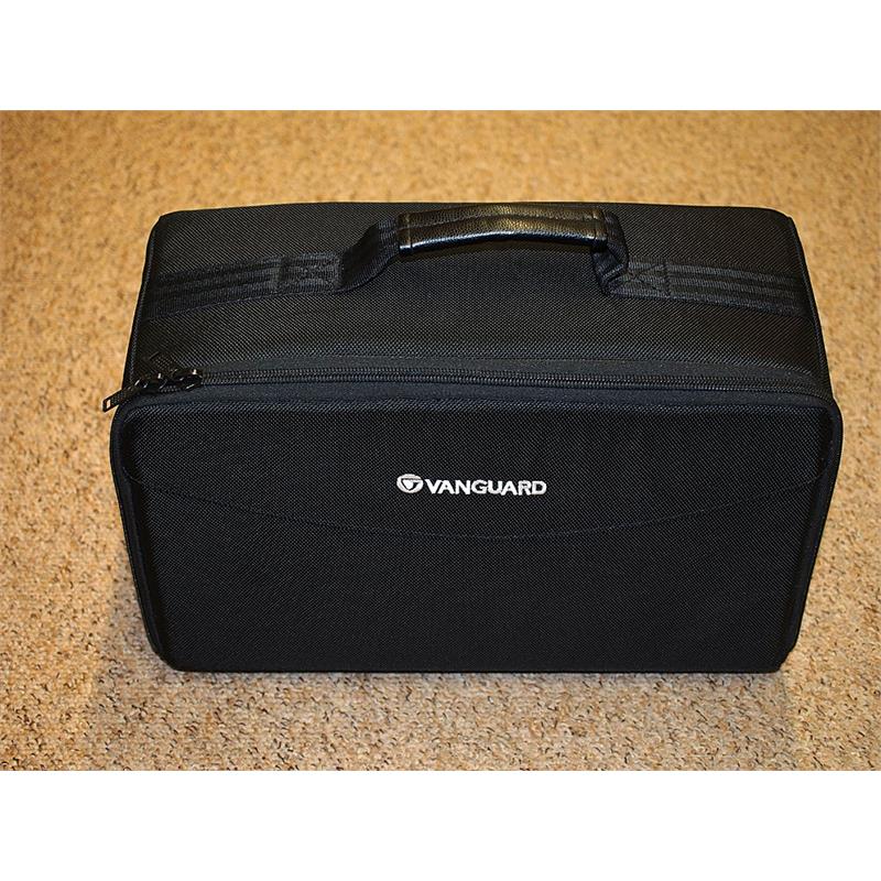 vanguard divider bag 37
