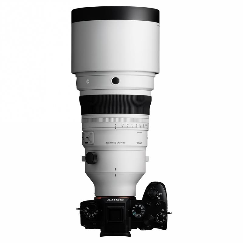 Sigma 200mm F2 DG OS Sports - Sony E Thumbnail Image 1