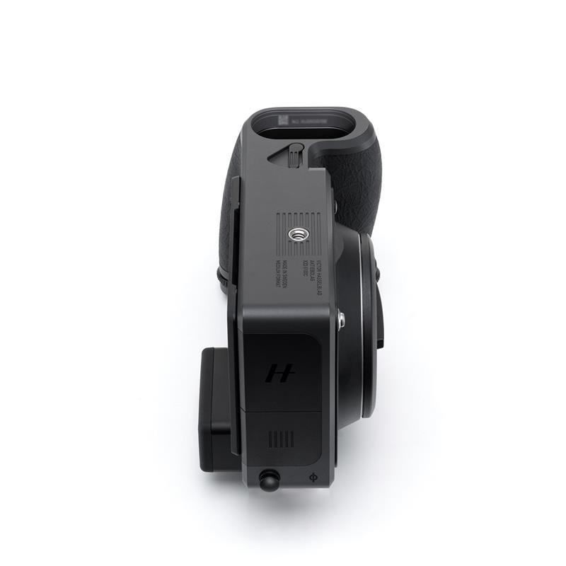 Hasselblad X2D II 100C - Body Only Thumbnail Image 2